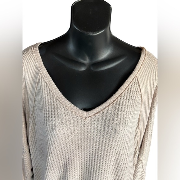 Free People Women's Santa Clara
Thermal Top dolman off white
Alabaster Size S - Picture 6 of 7